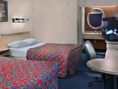 Red Roof Inn Greensboro Coliseum Luaran gambar